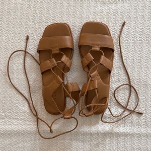 Vince Tan Leather Gladiator Sandals • Size 7.5
